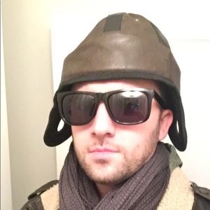 Meet your Posher, Thomas